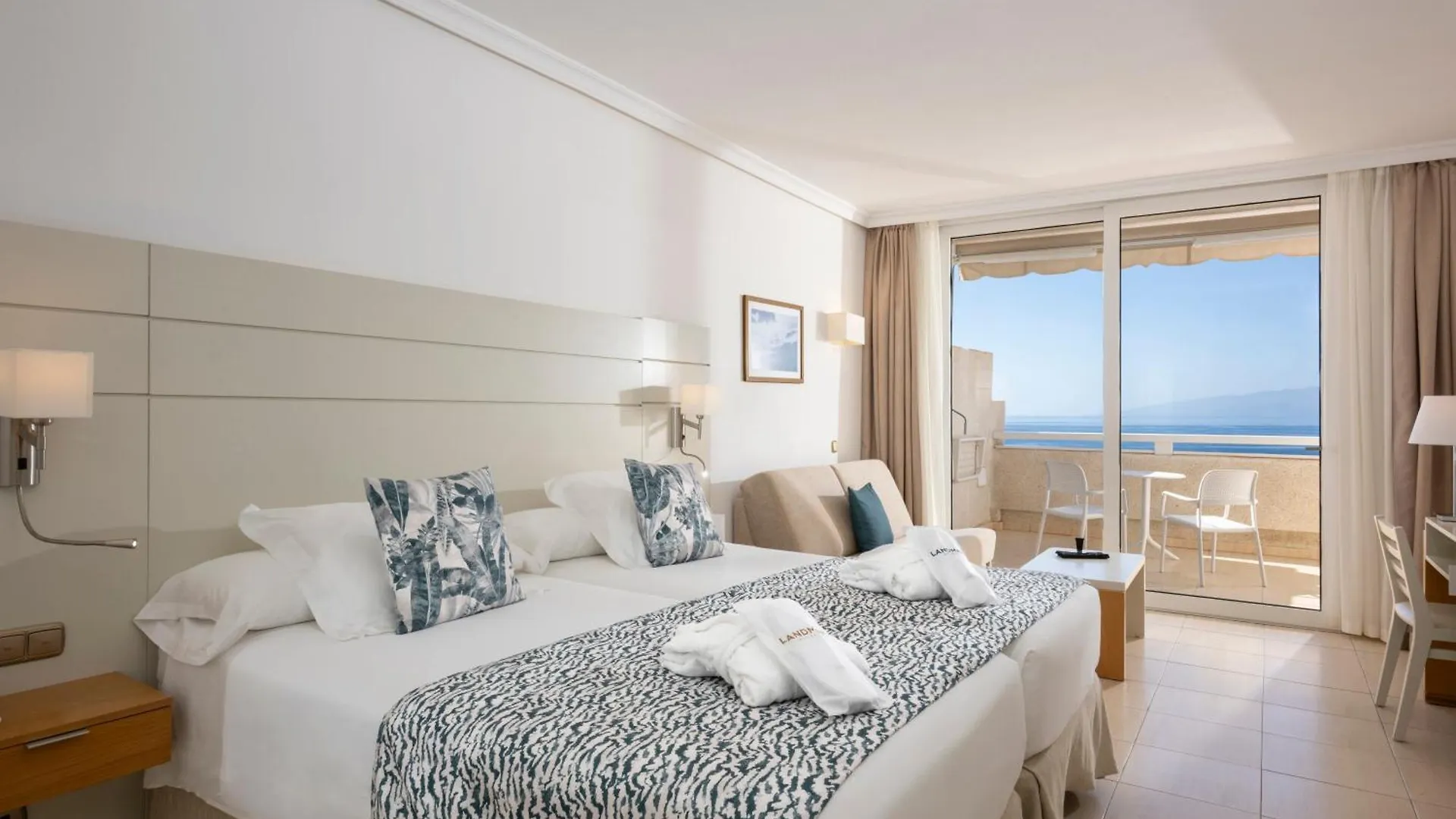 Hotel Landmar Playa La Arena Puerto de Santiago
